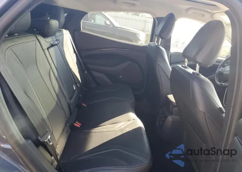 2021 Ford Mustang Mach-E Premium z USA, uszkodzony, nr VIN 3FMTK3RM0MMA08239